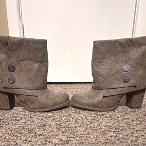 Women's Taupe Ankle Boots